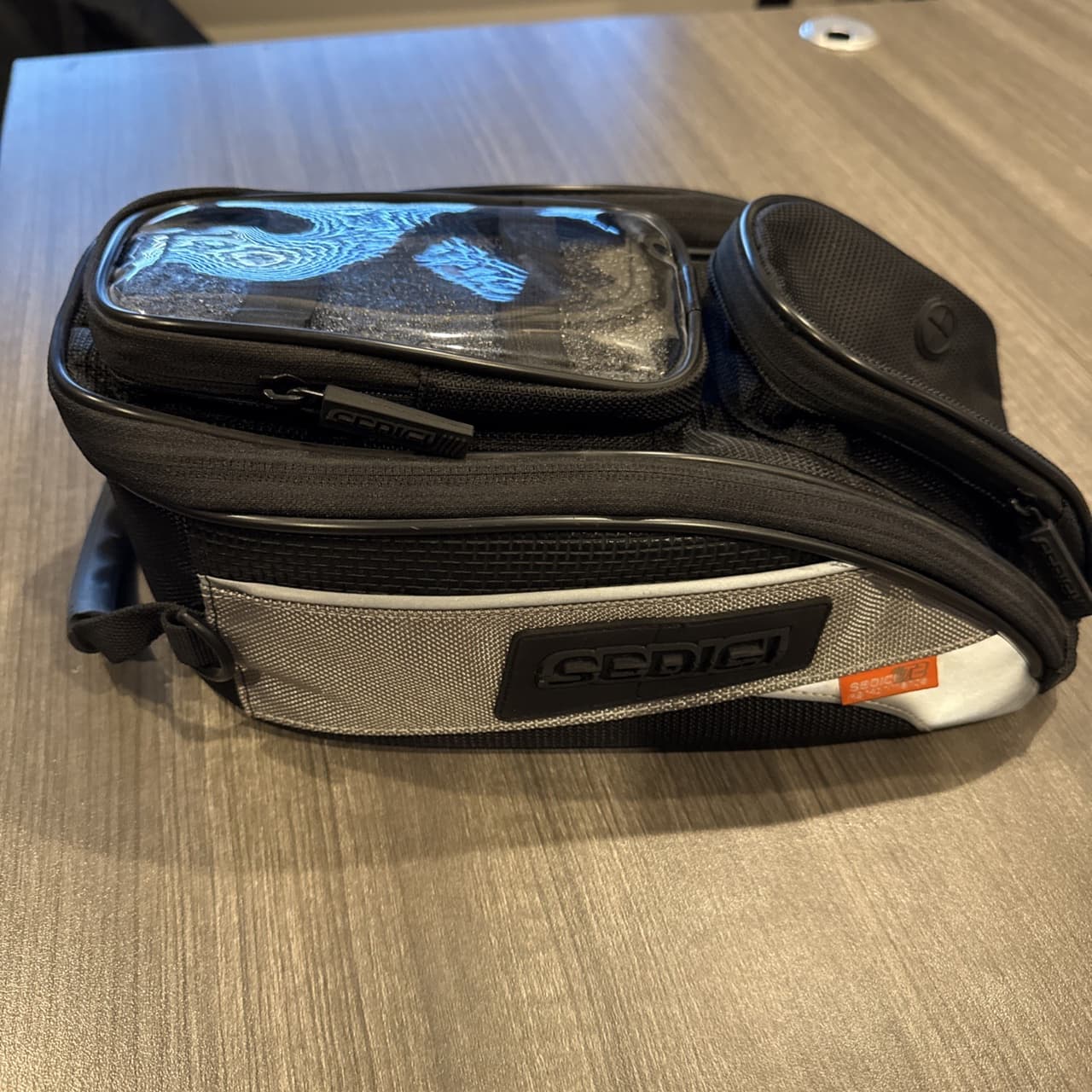 Sedici Motorcycle T2 Como Tank Bag.