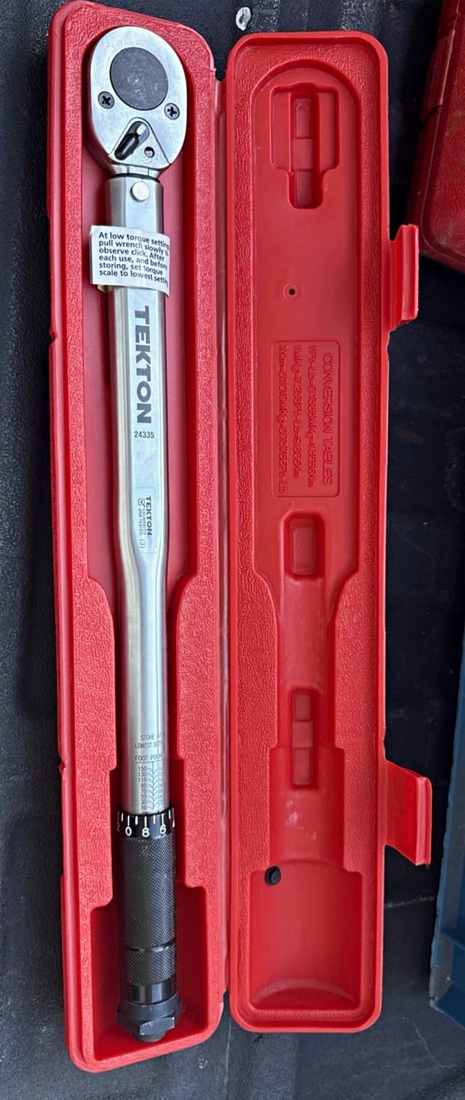 TEKTON 24335 1/2in Drive Click Torque Wrench Ratcheting Reversible Steel