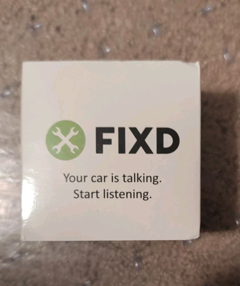 FIXD Bluetooth OBD2 Scanner for iPhone/ Android - Live Diagnostic car/truck/suv