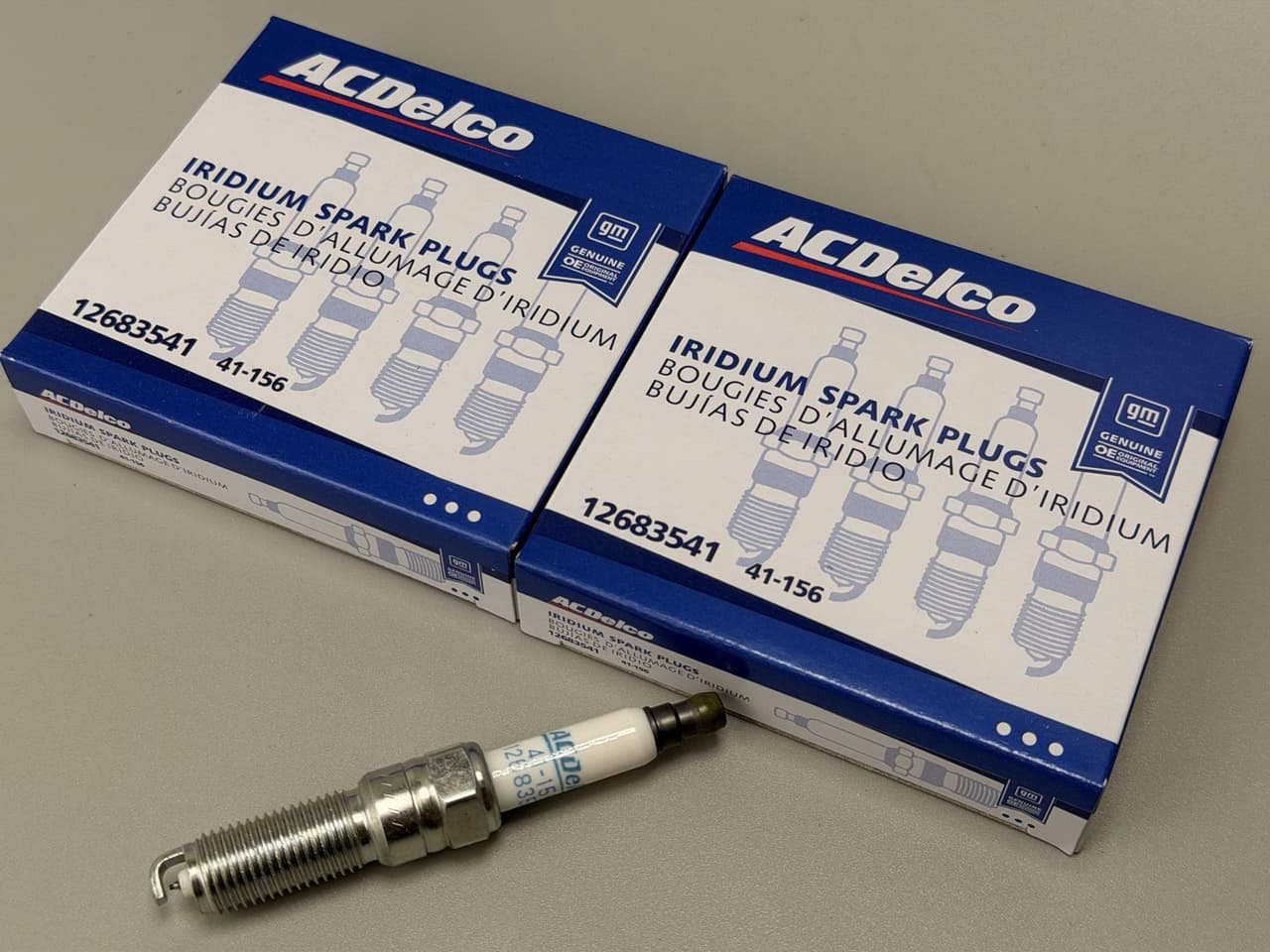 Set Of 8 Genuine GM ACDelco Iridium Spark Plugs 41-156 12683541 New